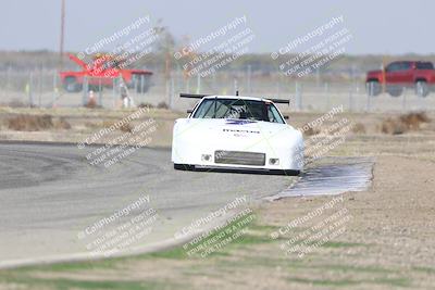 media/Oct-25-2025-CalClub SCCA (Sat) [[34c778dfbe]]/Group 3/Qualifying/
